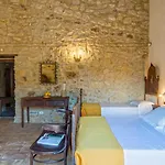 Masseria Fortificata Lo Zafferaneto 3*