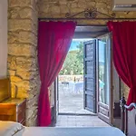 Masseria Fortificata Lo Zafferaneto 3*